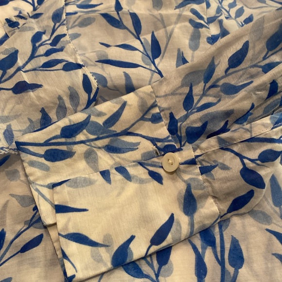 Carlisle women’s leave design white blue long sleeve blouse (4) - Picture 5 of 7